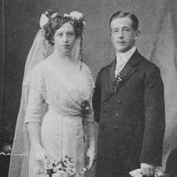 Hochzeitspaar Emma + August Weirich (1912)